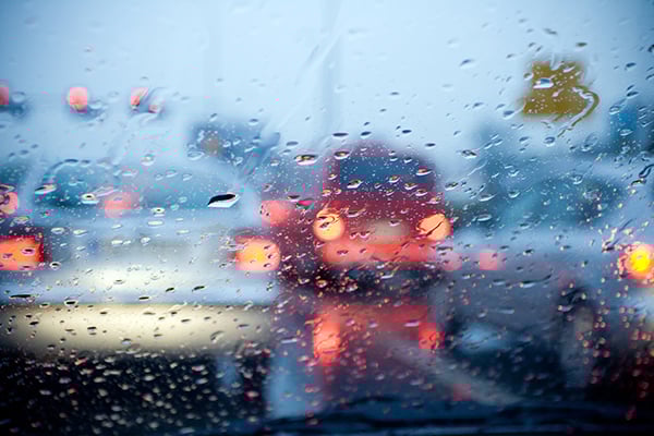 driving-night-rain