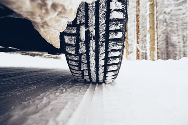 winter-on-the-road-P2FTP6B